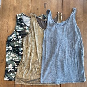 Fashion Tanks Bundle